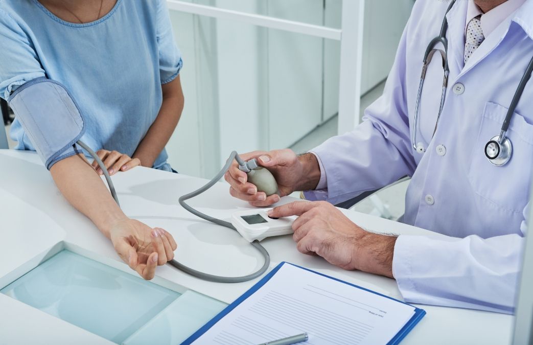 Save Time with a Full Body Checkup at Home in Dubai