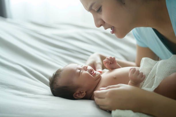 The Ultimate Guide to Mother and Baby Care at Home During the First Month