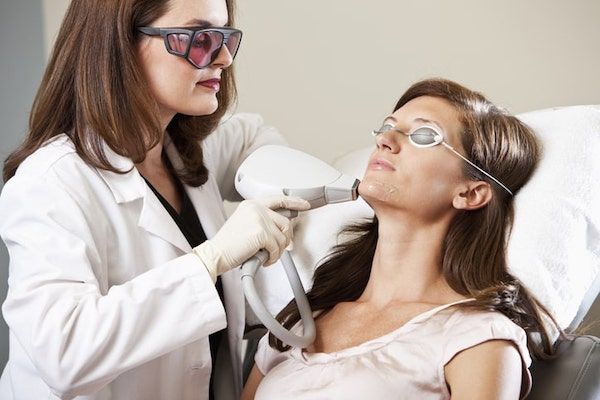 How Laser Skincare Treatments Improve Skin Texture